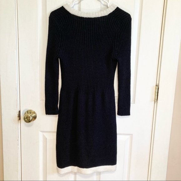 Free People Black V-Neck Long Sleeve Sweater Dress White Trim Size Small - Picture 6 of 8